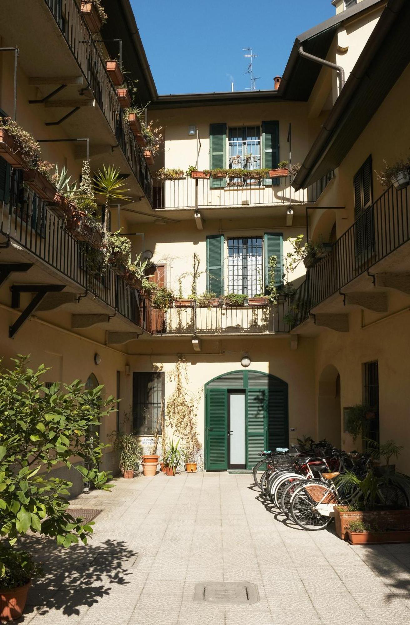 Comecasa Bright Terraced Apartment In Porta Romana Vicino Clinica Mangiagalli Milão Exterior foto